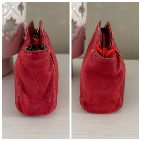 Chanel Vintage Red Lambskin CC Pouch - Picture 8 of 16